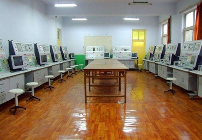 重慶工貿(mào)職業(yè)技術(shù)學(xué)院熱門專業(yè)簡(jiǎn)介及技術(shù)咨詢服務(wù)