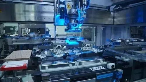 探秘寶馬電動汽車核心零件電池模塊的生產(chǎn)制造,先進(jìn)程度大開眼界